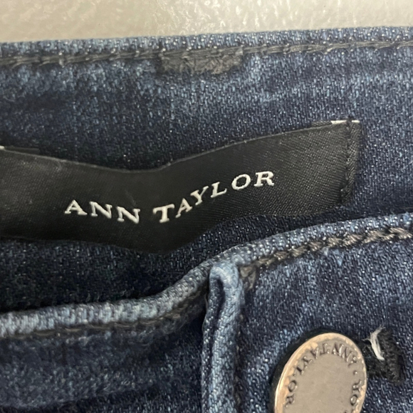 Ann Taylor Women's Skinny Ankle Modern Fit Jeans Dark Blue 8 - Picture 7 of 7